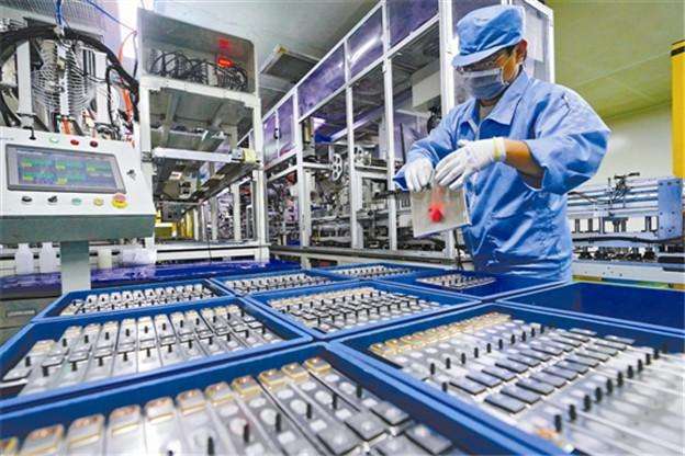 擬投資15億元建設(shè)硅碳負(fù)極、添加劑等鋰電材料項(xiàng)目